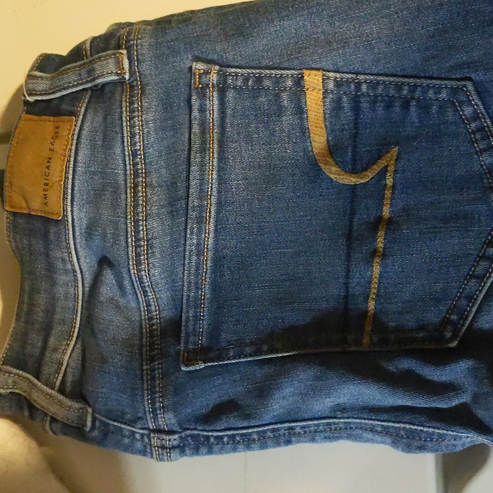 American Eagle jeans size 6